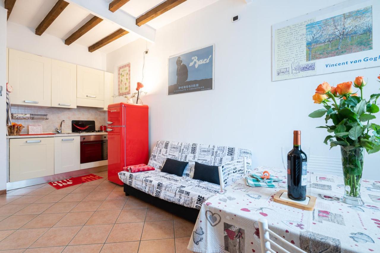 Parma Historic Center Apartment 7Min From Duomo エクステリア 写真